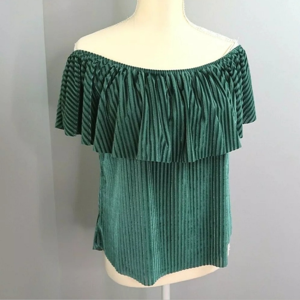 Green Velveteen Off the Shoulder Top Sz Medium